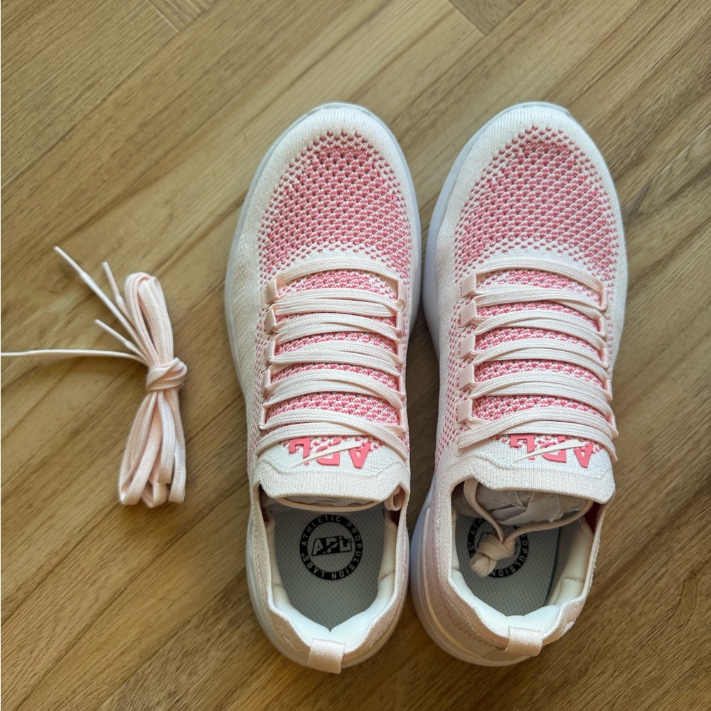 APL TechLoom Breeze Women Athletic Casual Sneaker Shoes Fire Coral Pink Size 8